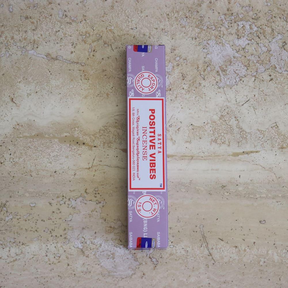 Positive Vibes Räucherstäbchen - Satya