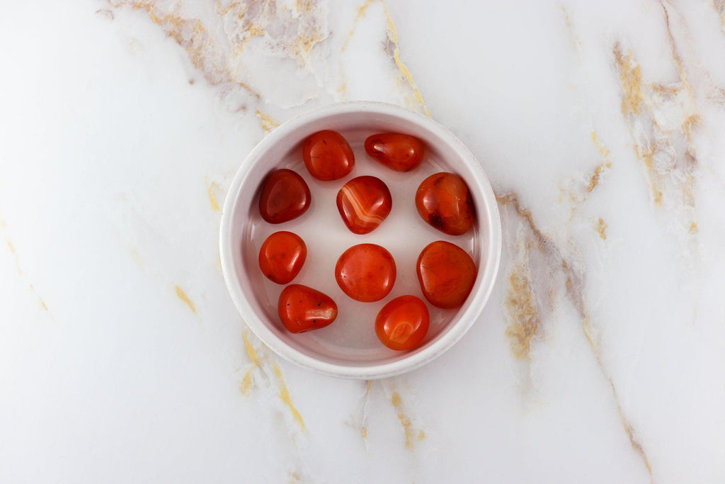 Carnelian tumbled stone 