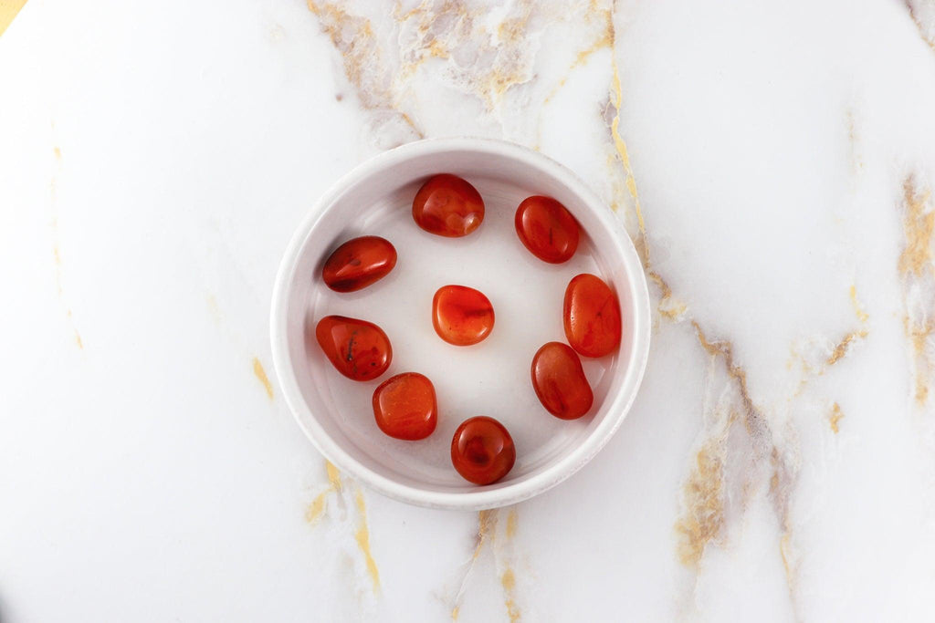 Carnelian tumbled stone 